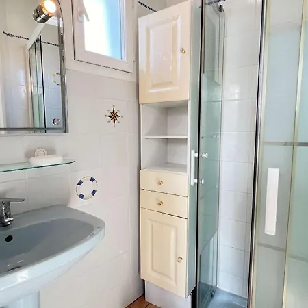 Charmante Location De Plain-pied Proche * La Couarde-sur-Mer