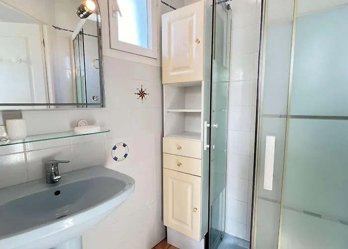 Charmante Location De Plain-pied Proche * La Couarde-sur-Mer